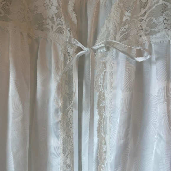 VINTAGE Julie Of Slumbertog White Duster Slip Cardigan Lingerie Lace Detail - Picture 3 of 3